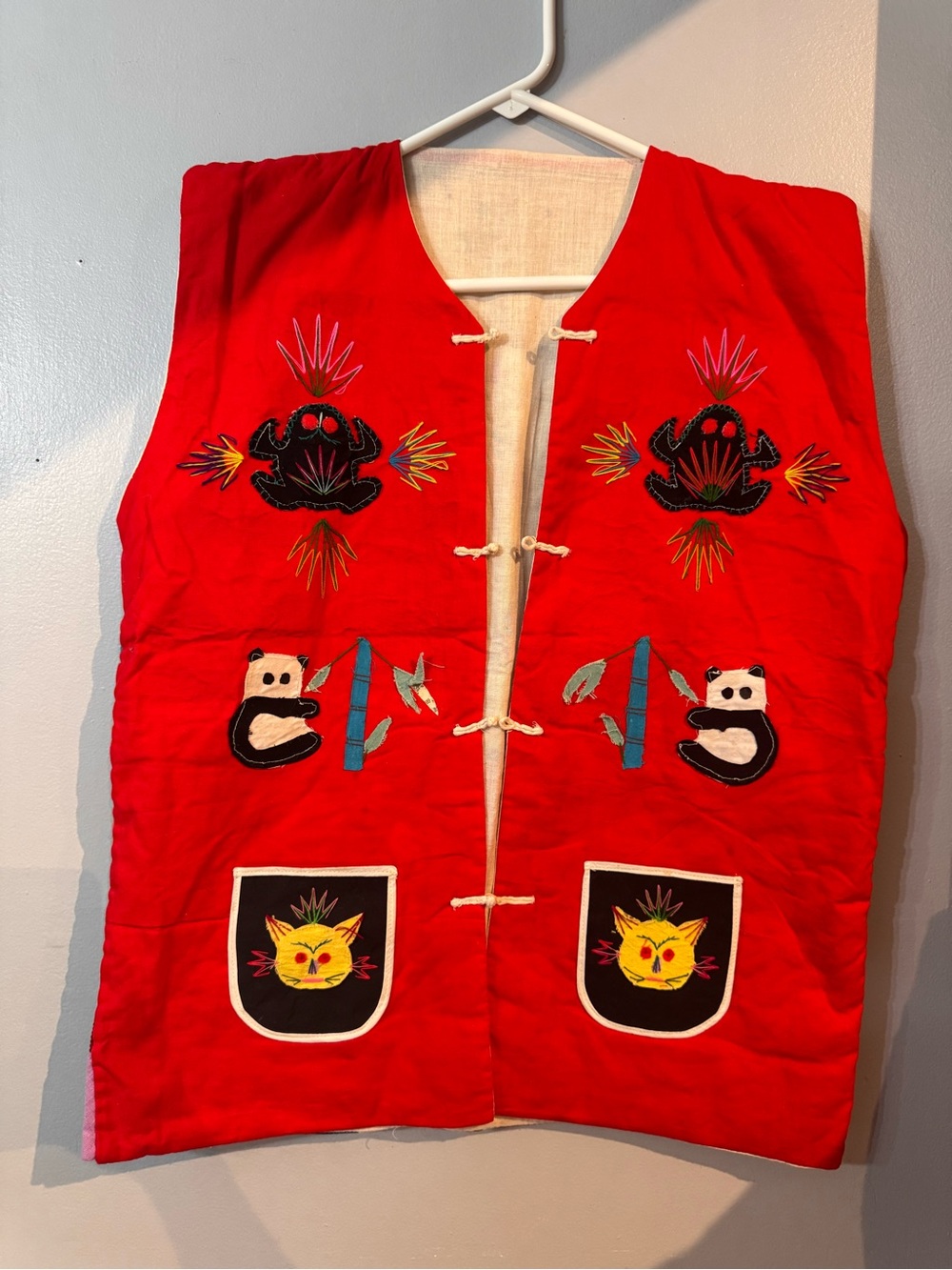 Vintage Chinese Folk Art Embroidered Vest Five Poisons Patchwork Frog Toggle Red